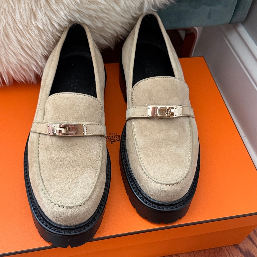 Hermes Beige Suede Loafers with light Kelly Gold Buckle